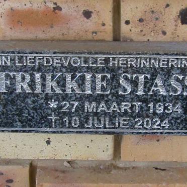 STASSEN Frikkie 1934-2024