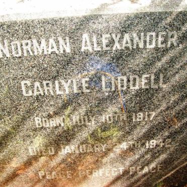 Free State, BETHLEHEM district, Clarens, Cornelia 1204, farm cemetery