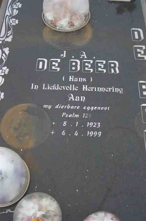 BEER J.A., de 1923-1999