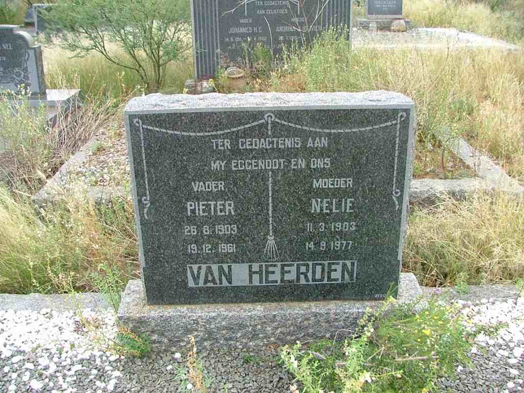 HEERDEN Pieter, van 1903-1961 &amp; Nelie 1903-1977
