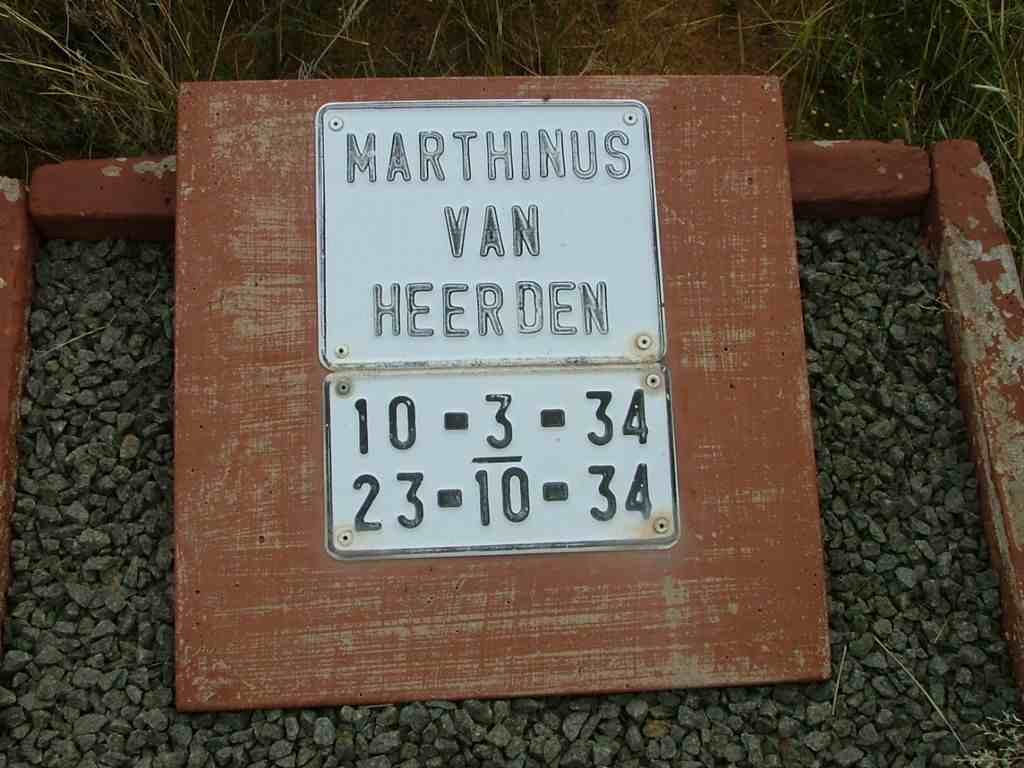HEERDEN Marthinus, van 1934-1934