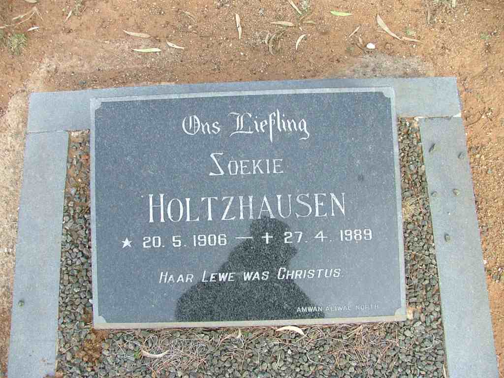 HOLTZHAUSEN Soekie 1906-1989
