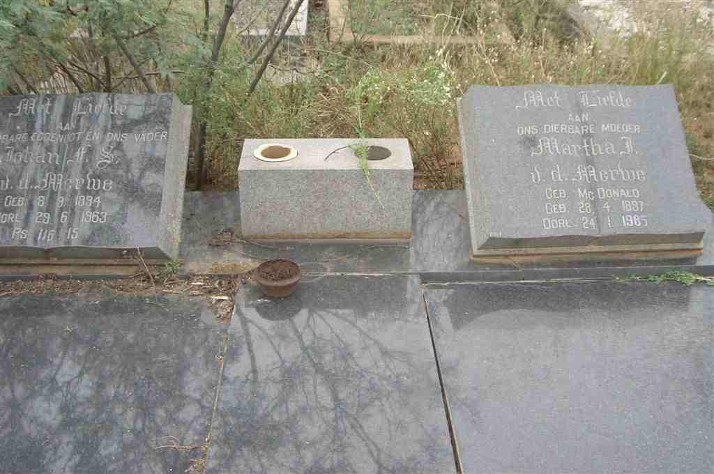 MERWE Johan F.S., v.d. 1894-1963 &amp; Martha J. McDONALD 1897-1985