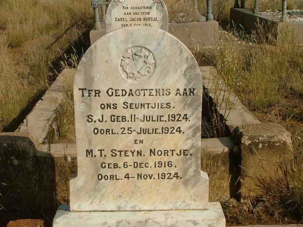 NORTJE S.J. 1924-1926 ::  NORTJE M.T. Steyn 1916-1924