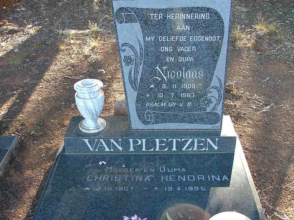 PLETZEN Nicolaas, van 1908-1987 &amp; Christina Hendrina 1907-1995