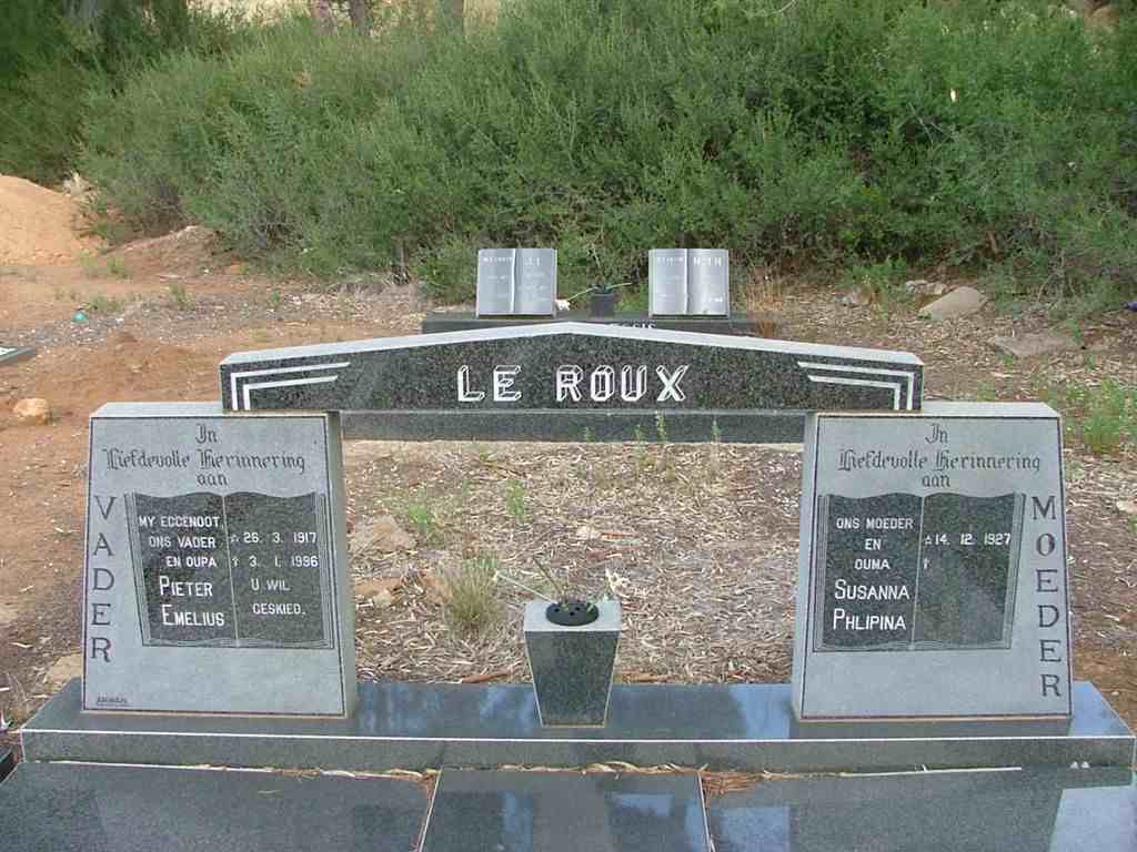 ROUX Pieter Emelius, le 1917-1996 &amp; Susanna Philipina 1927-