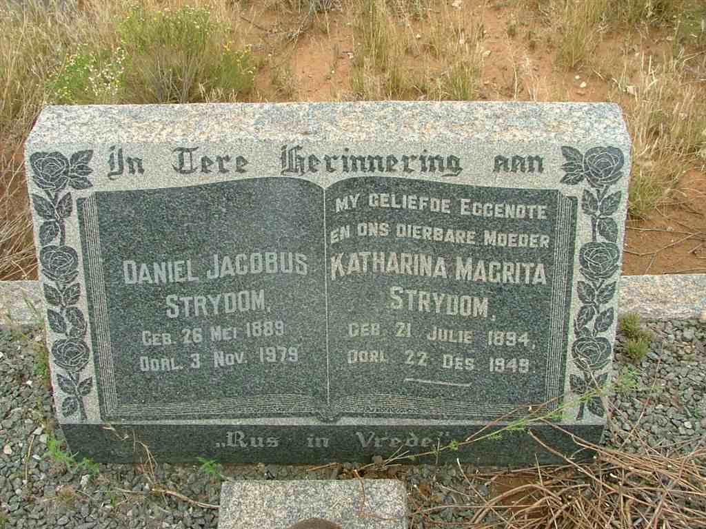 STRYDOM Daniel Jacobus 1889-1979 &amp; Katharina Magrita 1894-1949