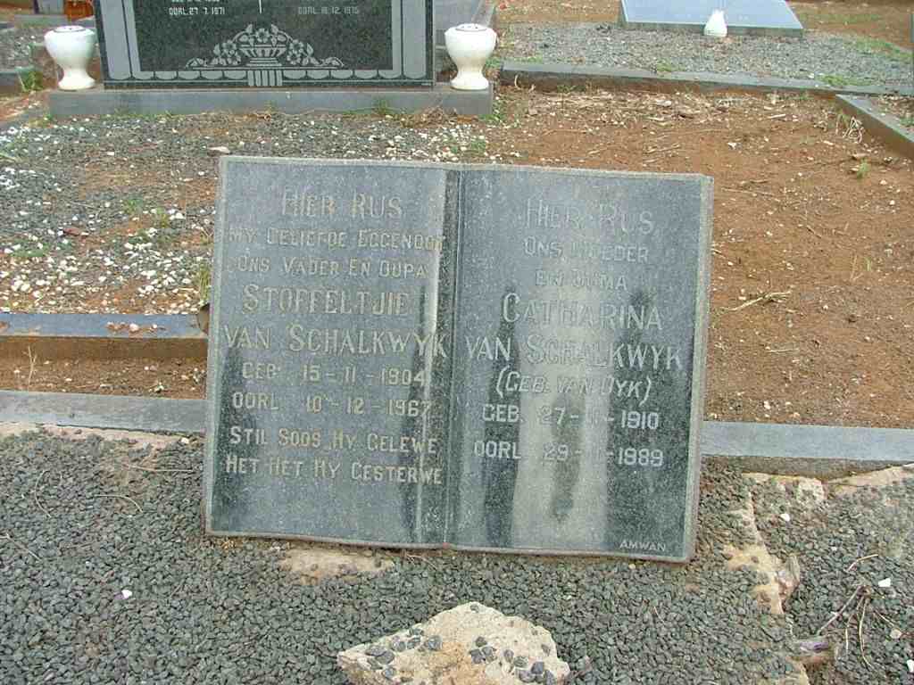 SCHALKWYK Stoffeltjie, van 1904-1967 &amp; Catharina VAN DYK 1910-1989