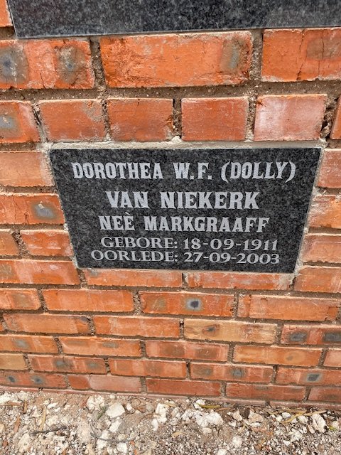 NIEKERK Dorothea W.F., van nee MARKGRAAFF 1911-2003