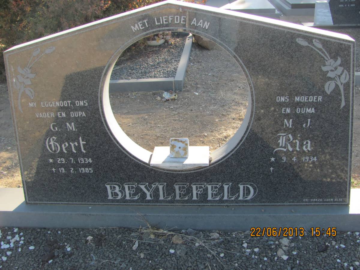 BEYLEFELD G.M. 1934-1985 &amp; M.J. 1934-
