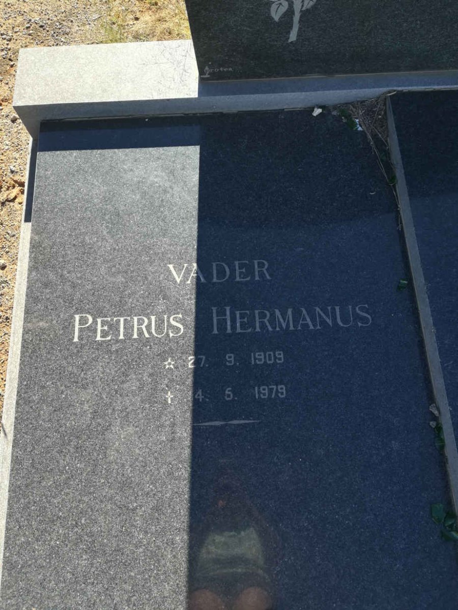GROENEWALD Petrus Hermanus 1909-1979 &amp; Martha Elizabeth 1925-