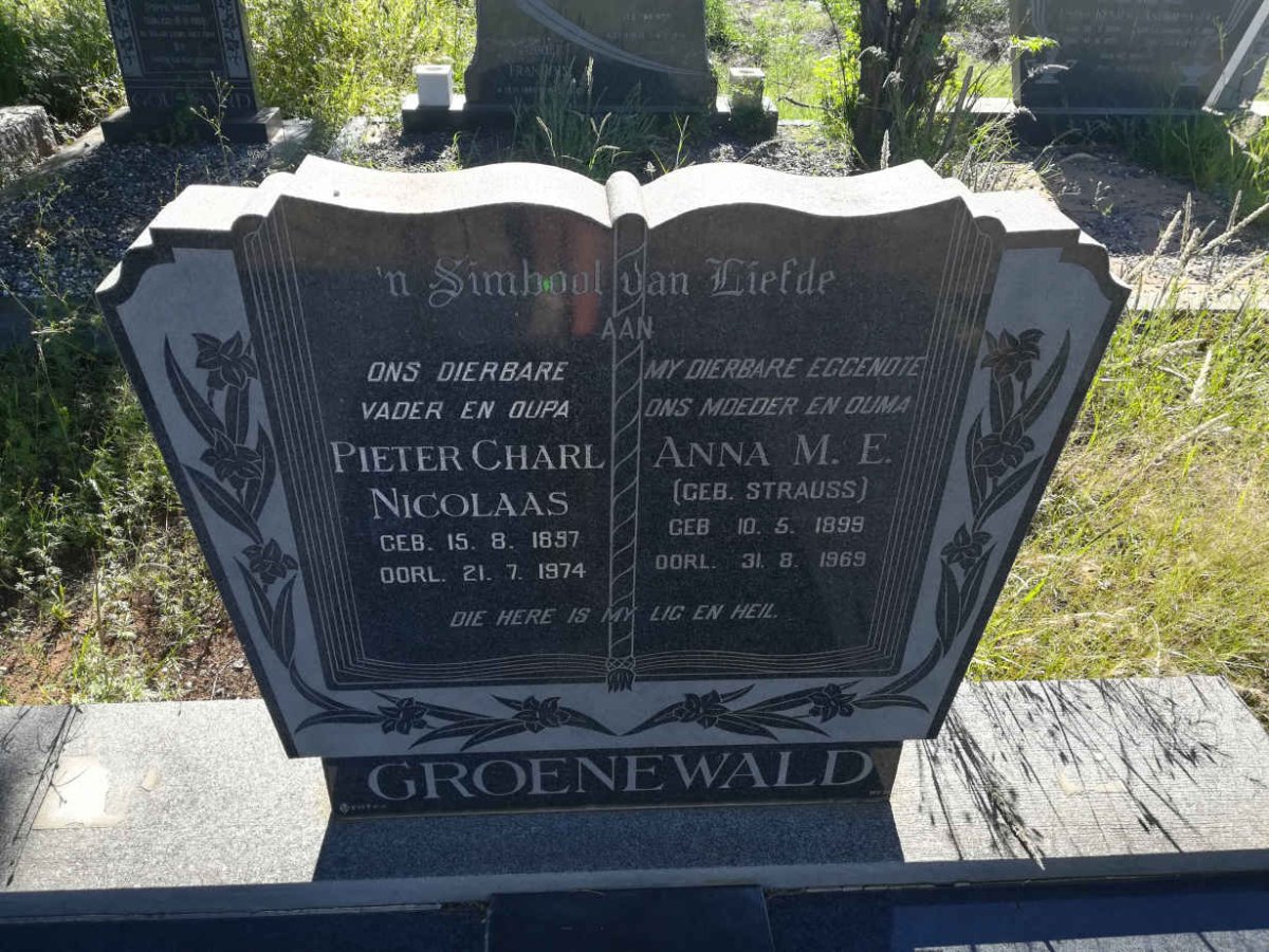 GROENEWALD Pieter Charl Nicolaas 1897-1974 &amp; Anna M.E. STRAUSS 1899-1969