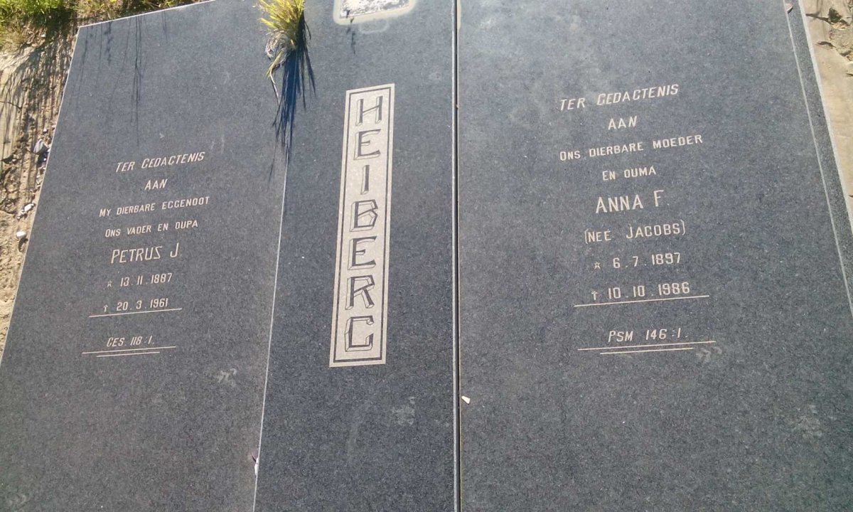HEIBERG Petrus J. 1887-1961 &amp; Anna F. JACOBS 1897-1986