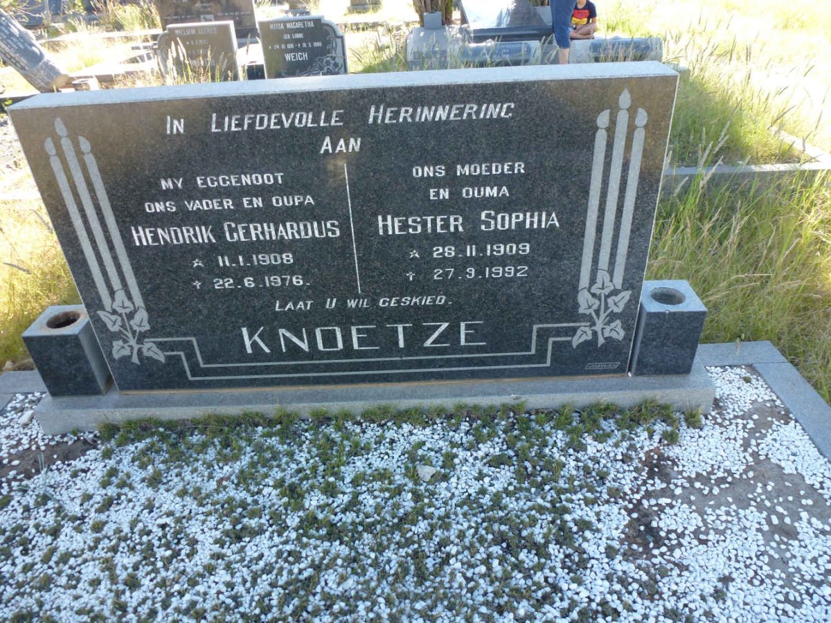 KNOETZE Hendrik Gerhardus 1908-1976 &amp; Hester Sophia 1909-1992