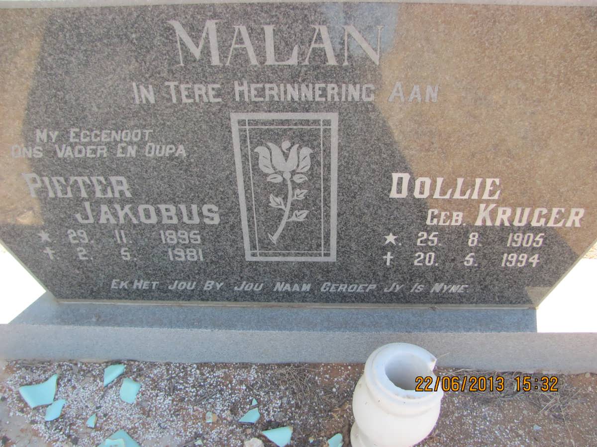 MALAN Pieter Jakobus 1895-1981 &amp; Dollie KRUGER 1905-1994