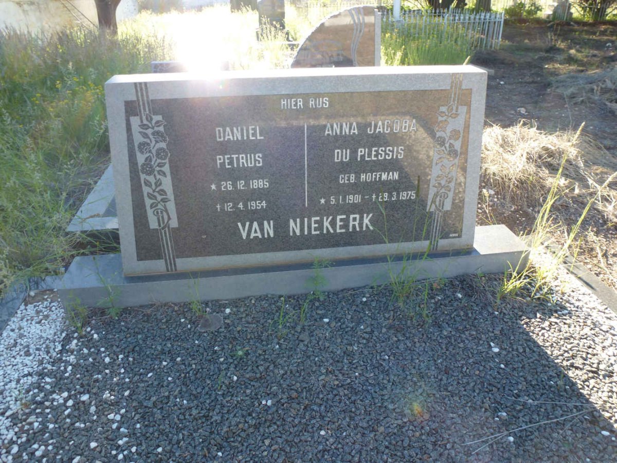 NIEKERK Daniel Petrus, van 1885-1954 &amp; Anna Jacoba Du Plessis HOFFMAN 1901-1975