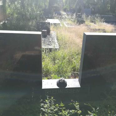 THEUNISSEN Danie 1869-1964 &amp; Sarie 1878-1961