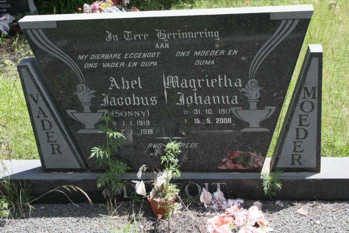 TOIT Abel Jacobus, du 1919-1981 &amp; Magrietha Johanna 1917-2008