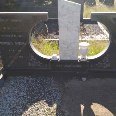 VILJOEN Marthinus Johannes 1916-1998 &amp; Anna Catharina 1936-