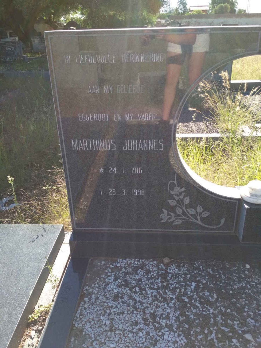 VILJOEN Marthinus Johannes 1916-1998 &amp; Anna Catharina 1936-