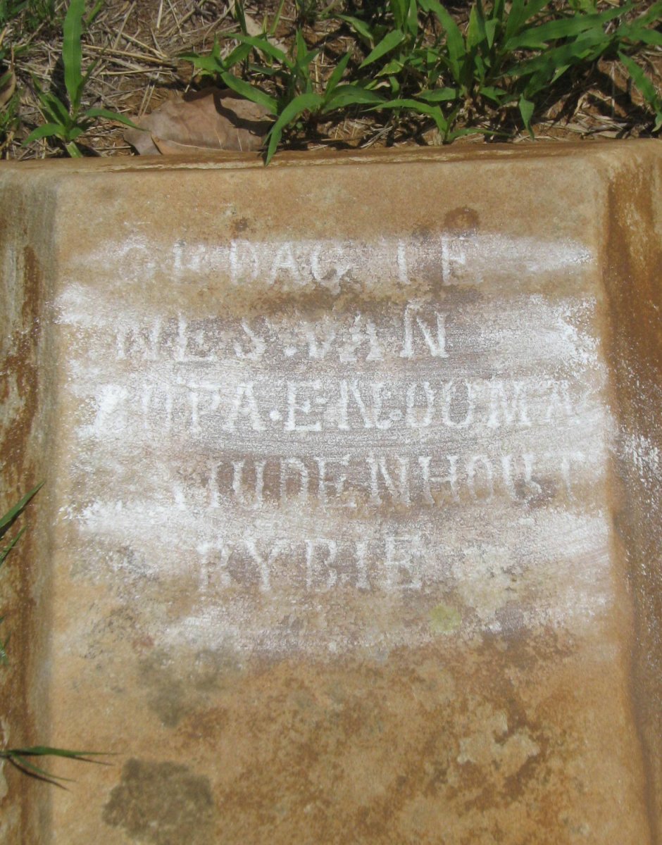BEZUIDENHOUT Bybie