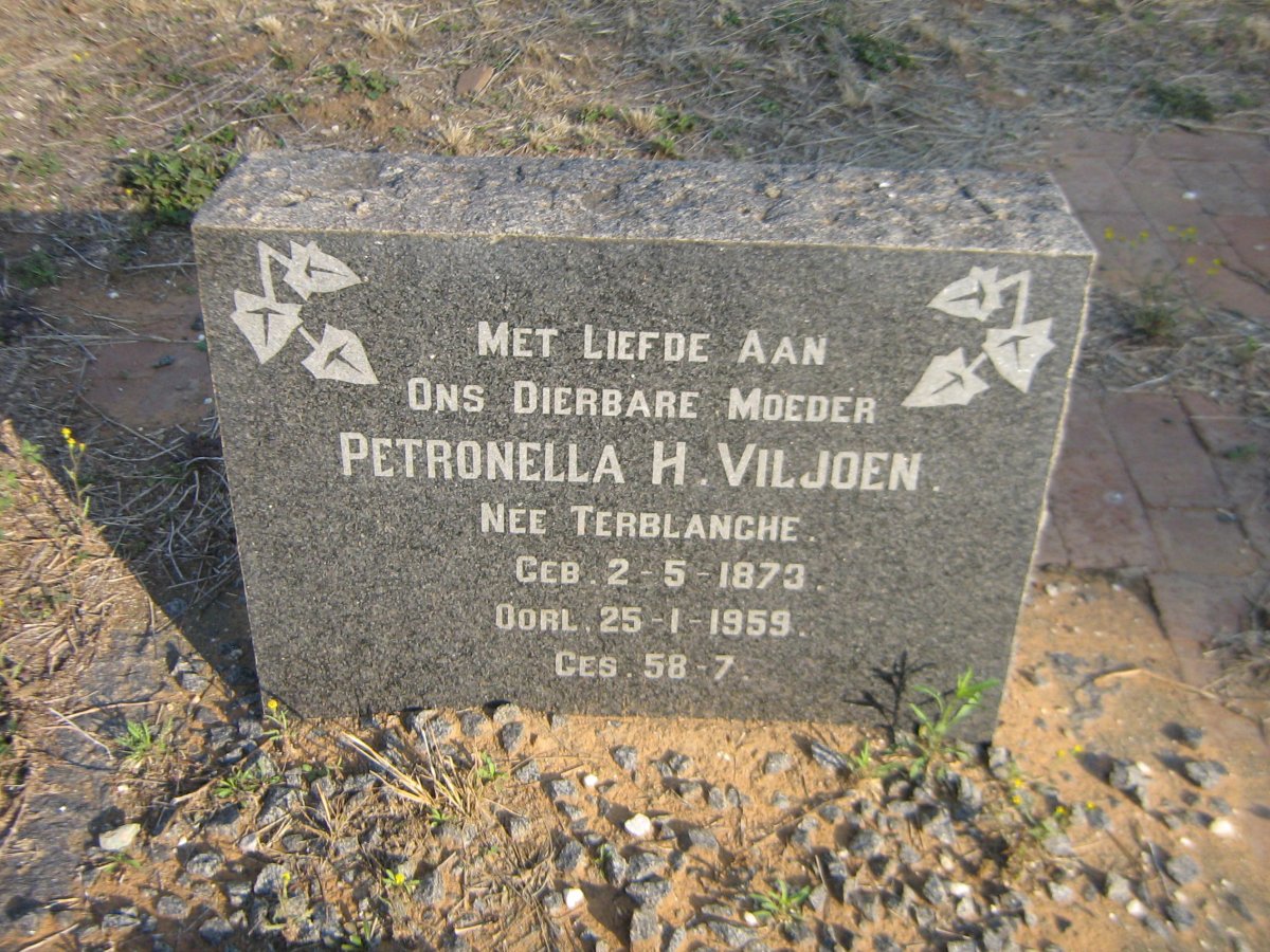 VILJOEN Petronella H. nee TERBLANCHE 1873-1959