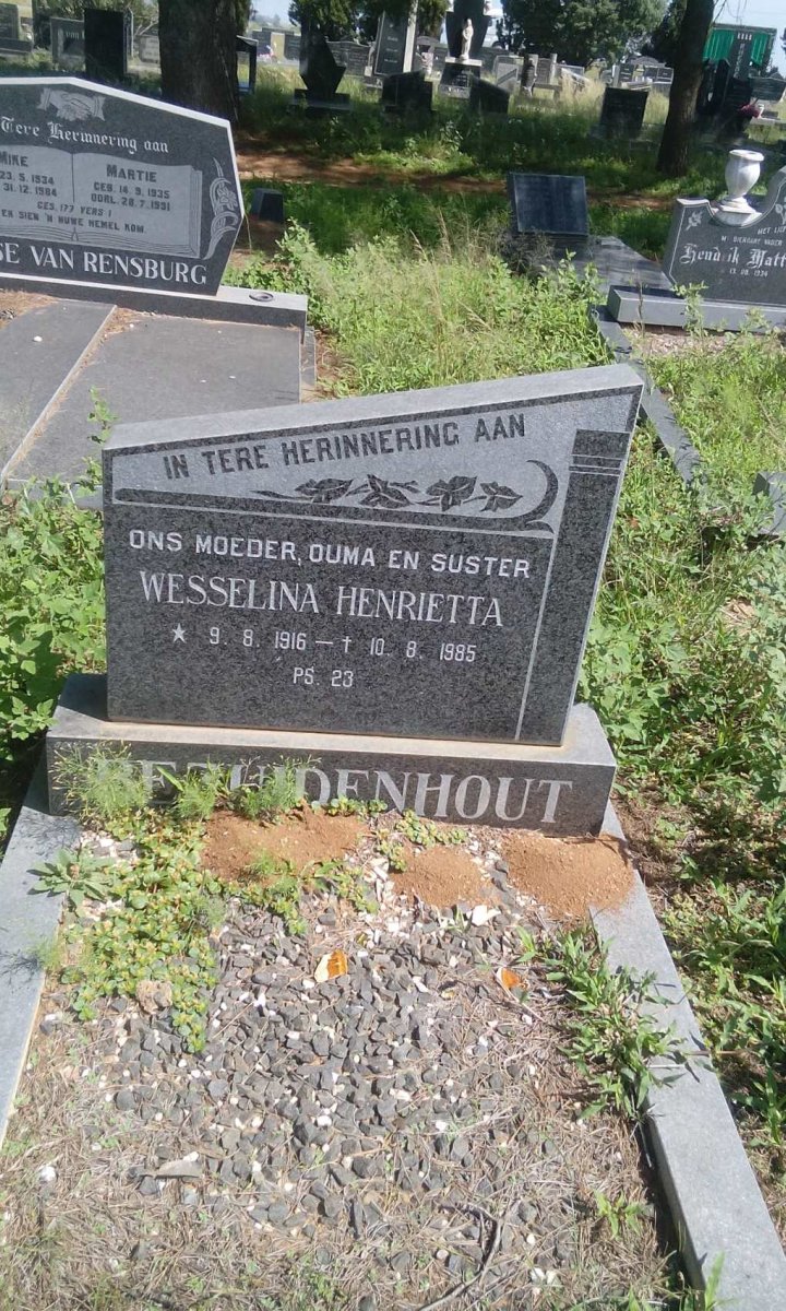 BEZUIDENHOUT Wesselina Henrietta 1916-1985