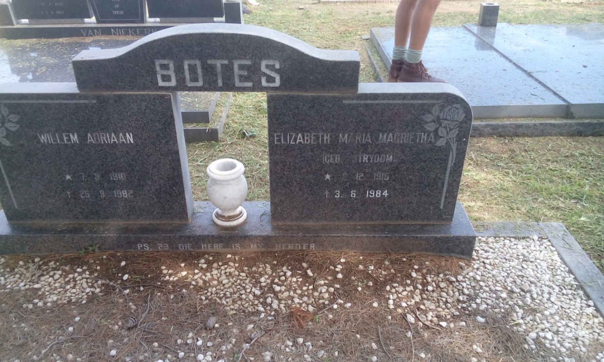 BOTES Willem Adriaan 1910-1982 &amp; Elizabeth Maria Magrietha STRYDOM 1915-1984