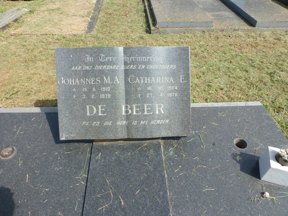BEER Johannes M.A., de 1910-1979 &amp; Catharina E. 1904-1978