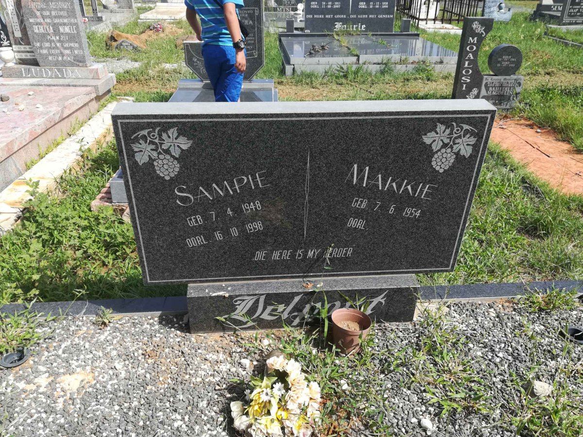 DELPORT Sampie 1948-1998 &amp; Makkie 1954-