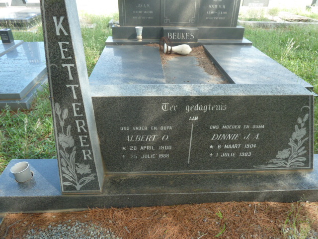KETTERER Albertus O. 1900-1988 &amp; Dinnie J.A. 1904-1983