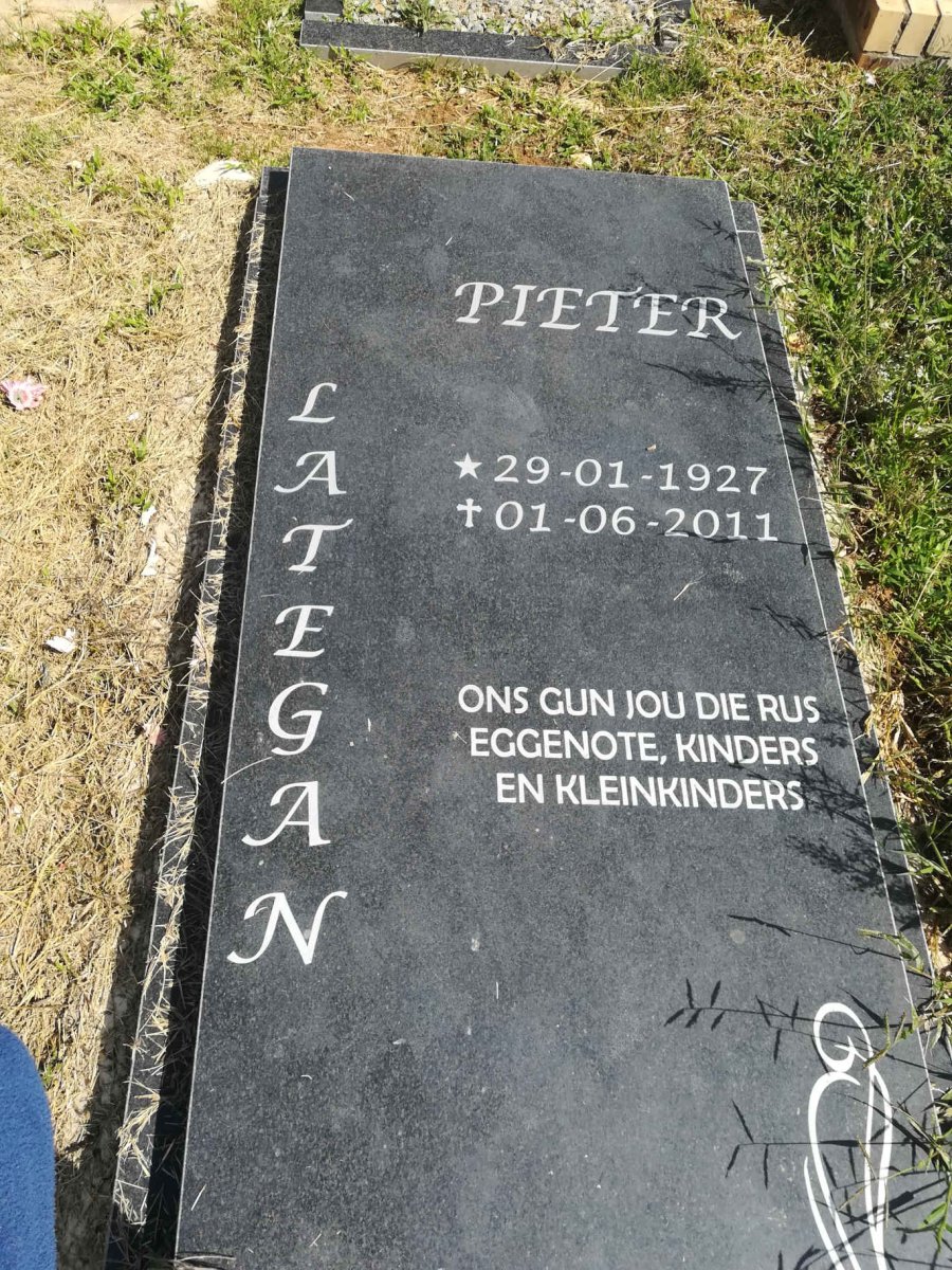 LATEGAN Pieter 1927-2011