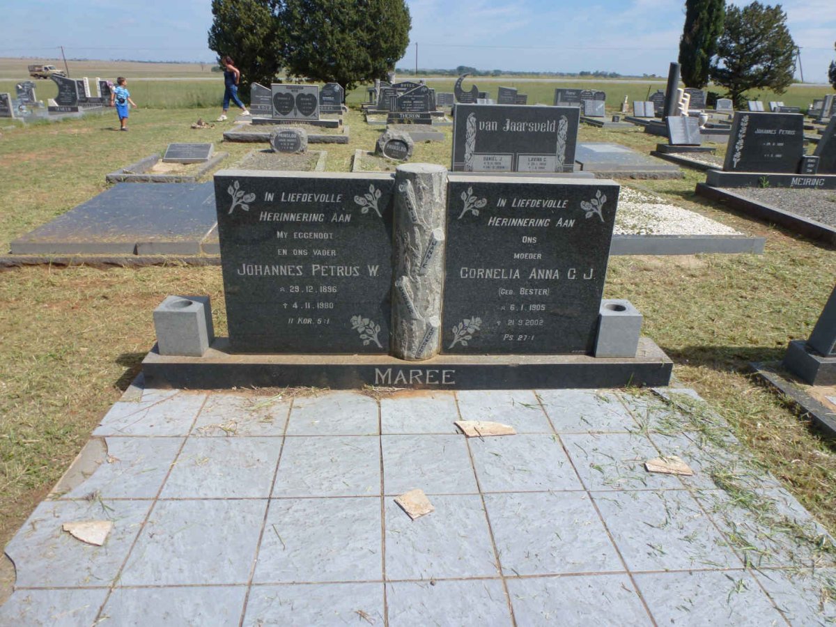 MAREE Johannes Petrus W. 1896-1980 &amp; Cornelia Anna C.J. BESTER 1905-2002