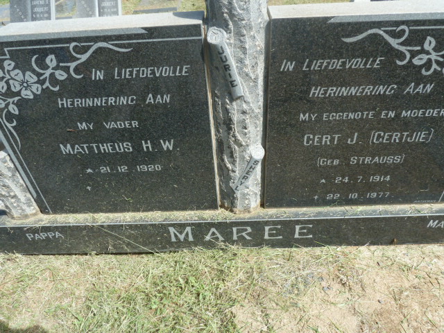 MAREE Mattheus H.W. 1920- &amp; Gert J. STRAUSS 1914-1977