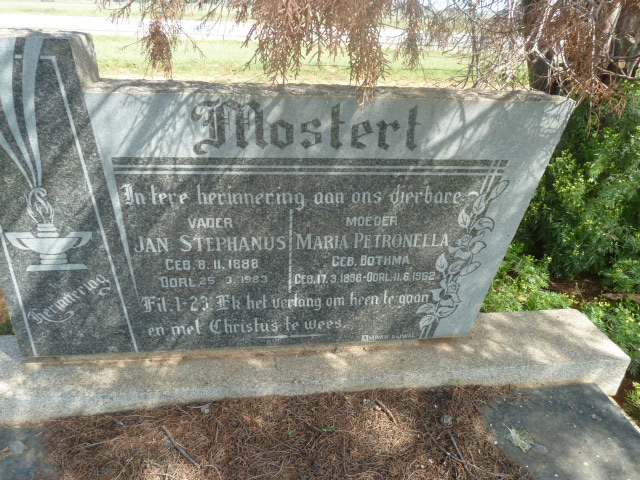 MOSTERT Jan Stephanus 1888-1983 &amp; Maria Petronella BOTHMA 1896-1962