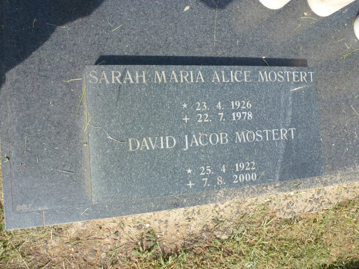 MOSTERT David Jacob 1922-2000 &amp; Sarah Maria Alice 1926-1978