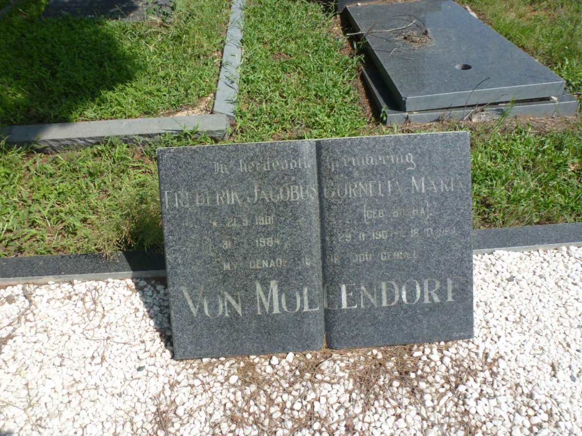 MOLLENDORF Frederik Jacobus, von 1901-1984 &amp; Cornelia Maria BOTHA 1907-19??