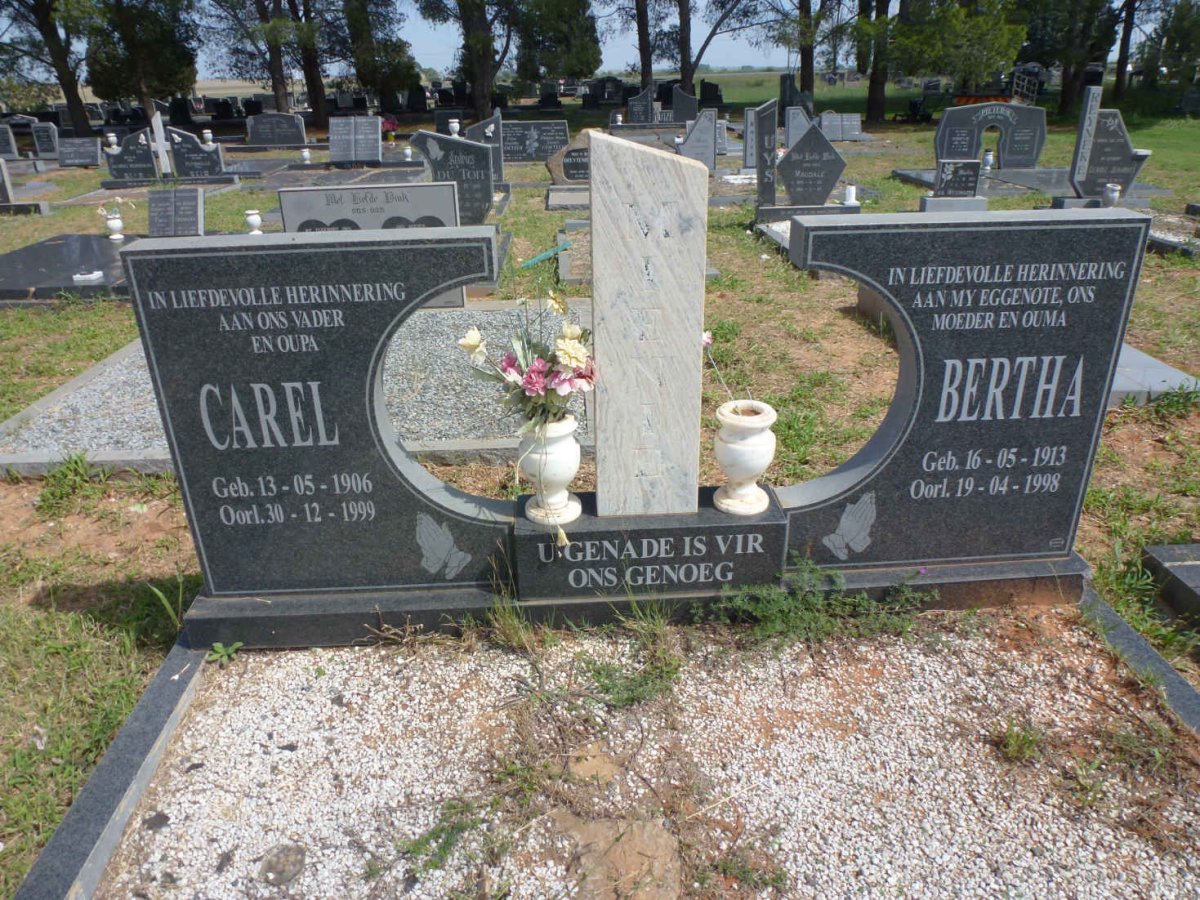MIENIE Carel 1906-1999 &amp; Bertha 1913-1998