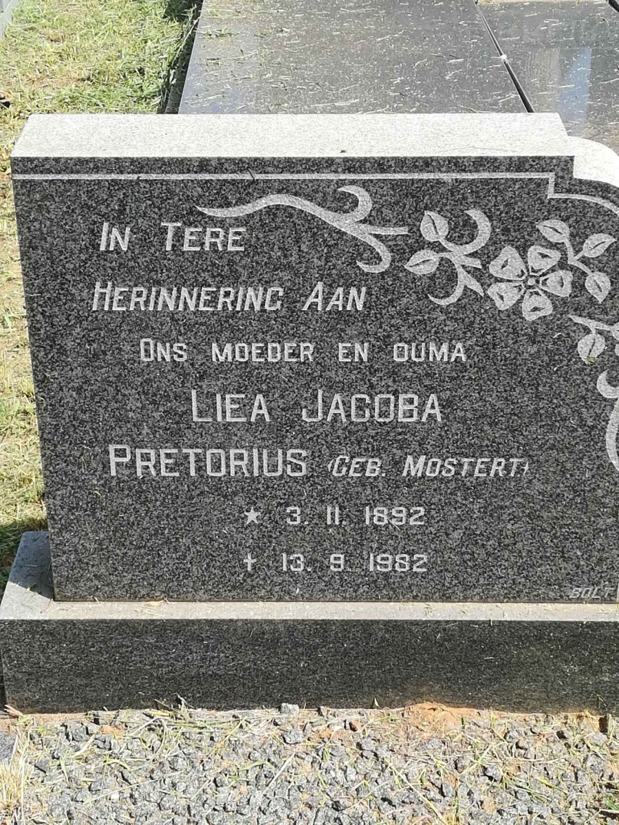 PRETORIUS Liea Jacoba nee MOSTERT 1892-1982