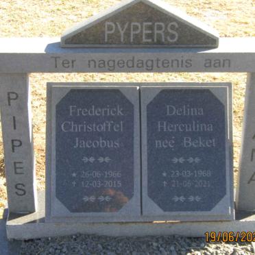 P - Vanne :: Surnames - P
