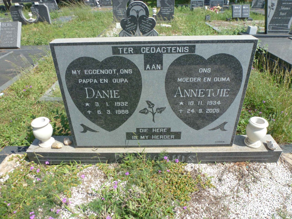 PRETORIUS Danie 1932-1988 &amp; Annetjie 1934-2005