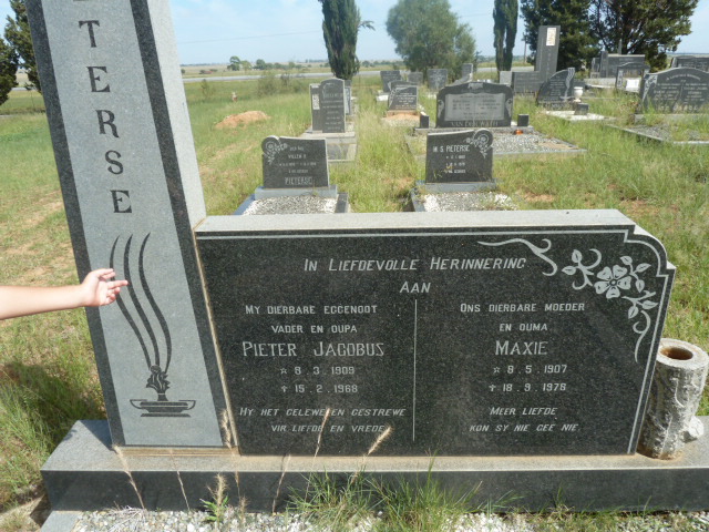 PIETERSE Pieter Jacobus 1909-1968 &amp; Maxie 1907-1978