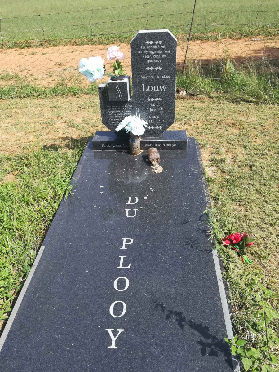 PLOOY Louwrens Jacobus, du 1925-2012