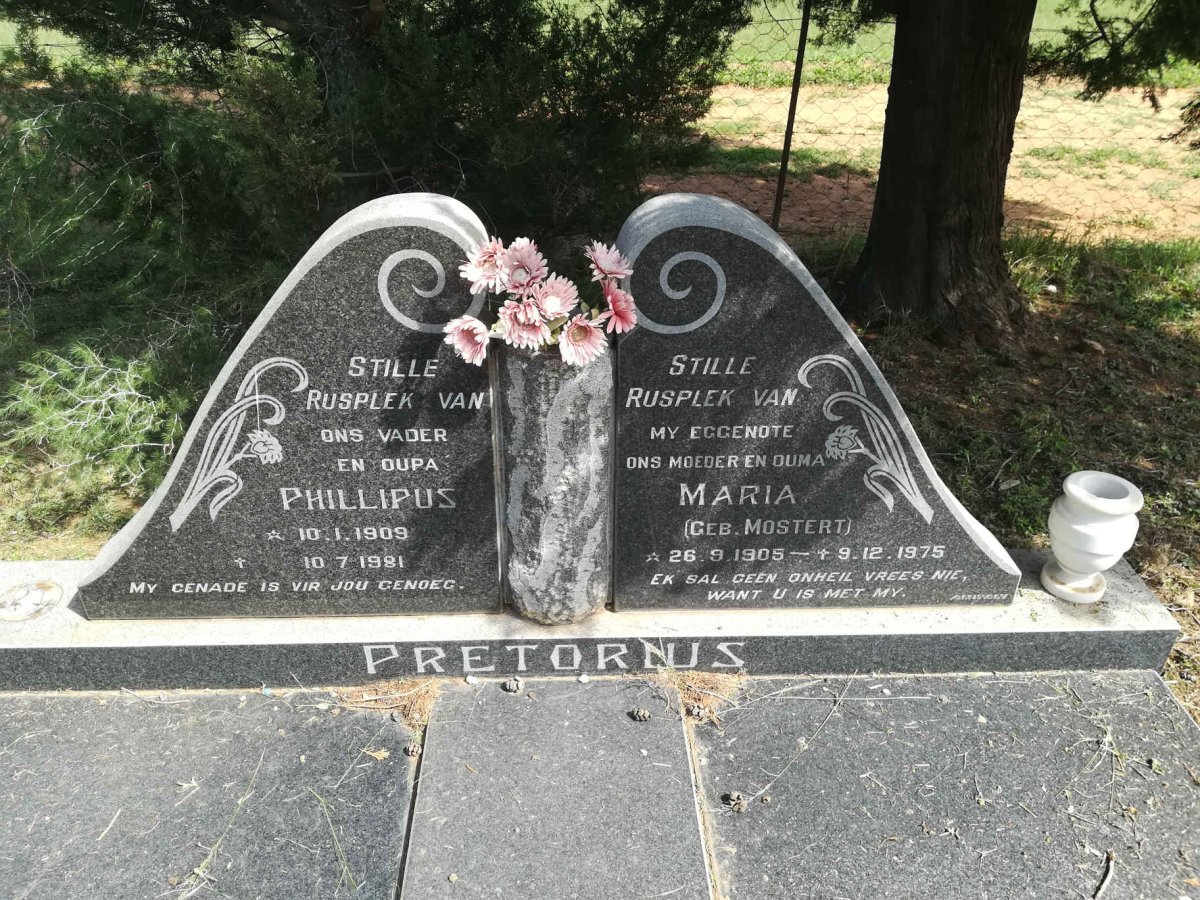 PRETORIUS Phillipus 1909-1981 &amp; Maria MOSTERT 1905-1975