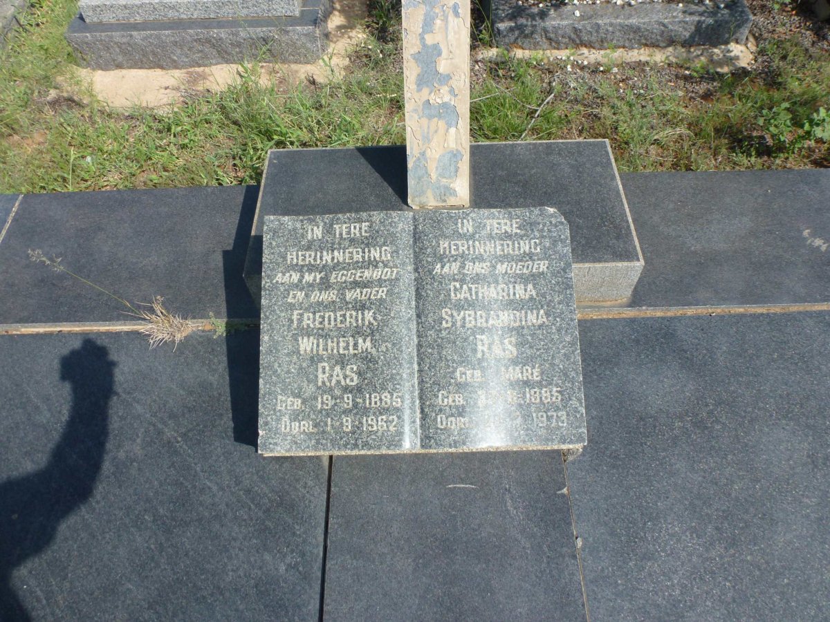 RAS Frederik Wilhelm 1885-1962 &amp; Catharina Sybrandina MARE 1885-1973