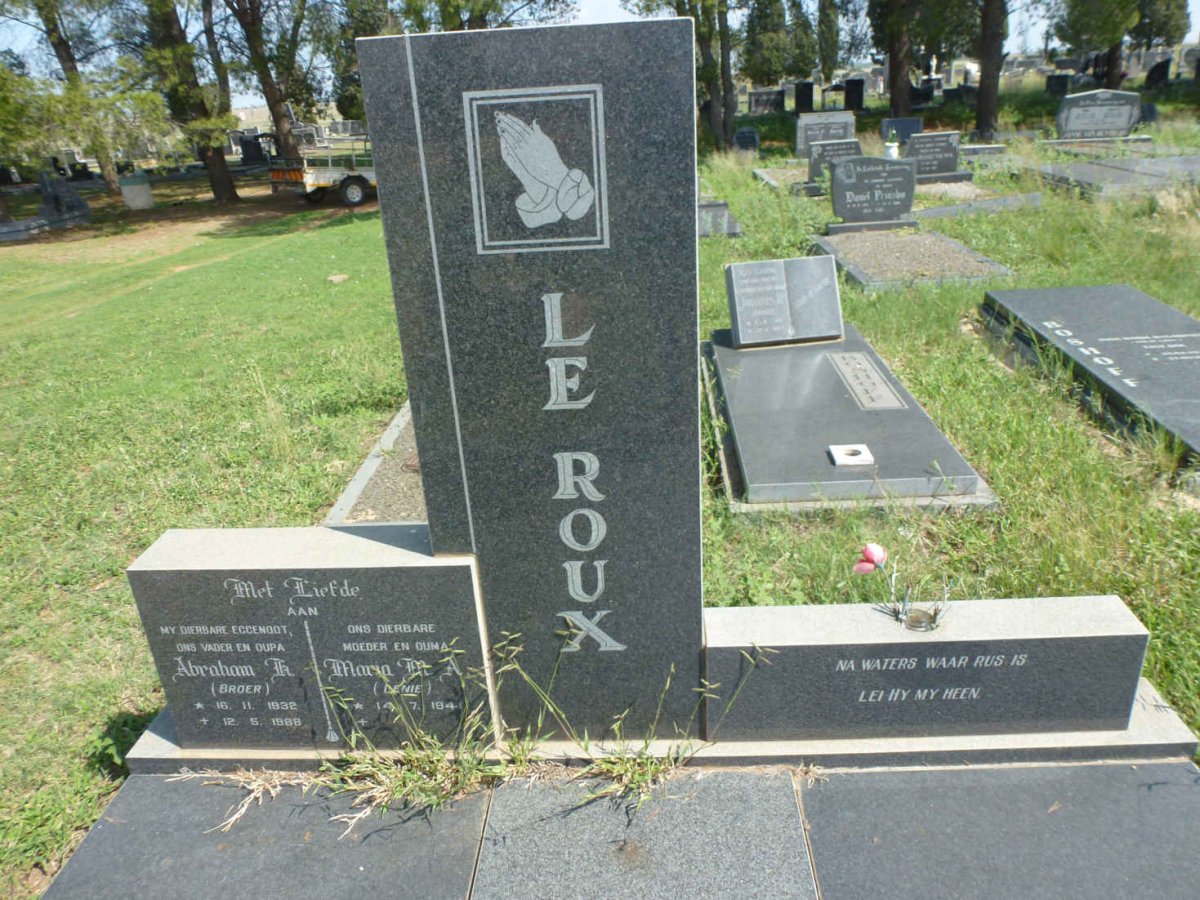 ROUX Abraham ?., le 1932-1988 &amp; Maria M.A. 1941-