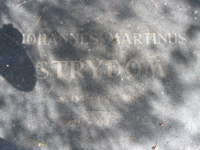STRYDOM Johannes Martinus 1905-1992