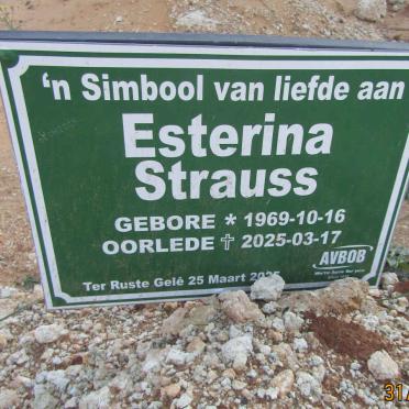 STRAUSS Esterina 1969-2025