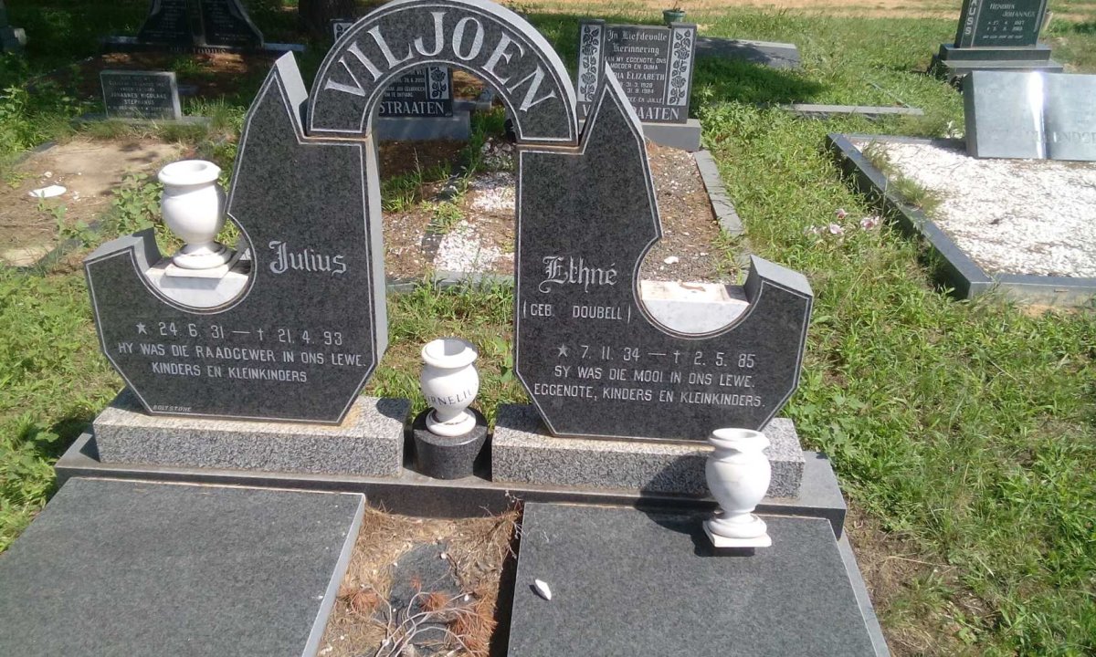 VILJOEN Julius 1931-1993 &amp; Ethne DOUBELL 1934-1985