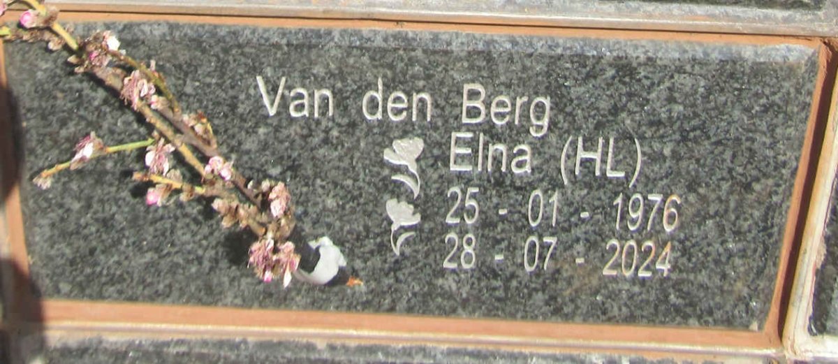 BERG H.L., van den 1976-2024